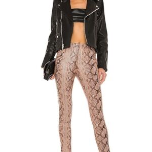 𝅺NWT, Kendall & Kylie Python Print Skinny Pants